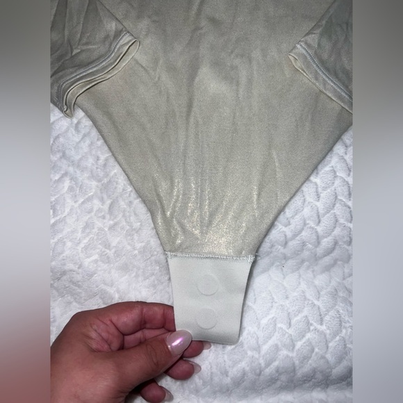 Lululemon Nulu Square-Neck Long Sleeve Bodysuit *Shine (LXBO) | NWT | XL - Picture 13 of 16